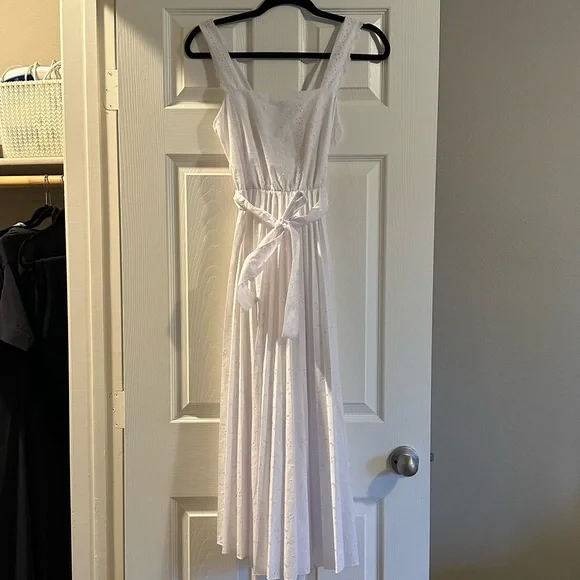 Berna white cotton embroidered midi pleated dress S - Picture 6 of 6